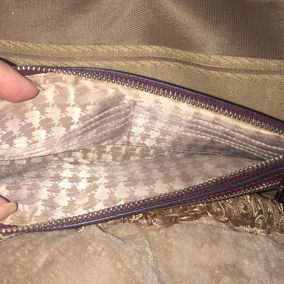 Karl Lagerfeld Wristlet - Picture 7 of 8